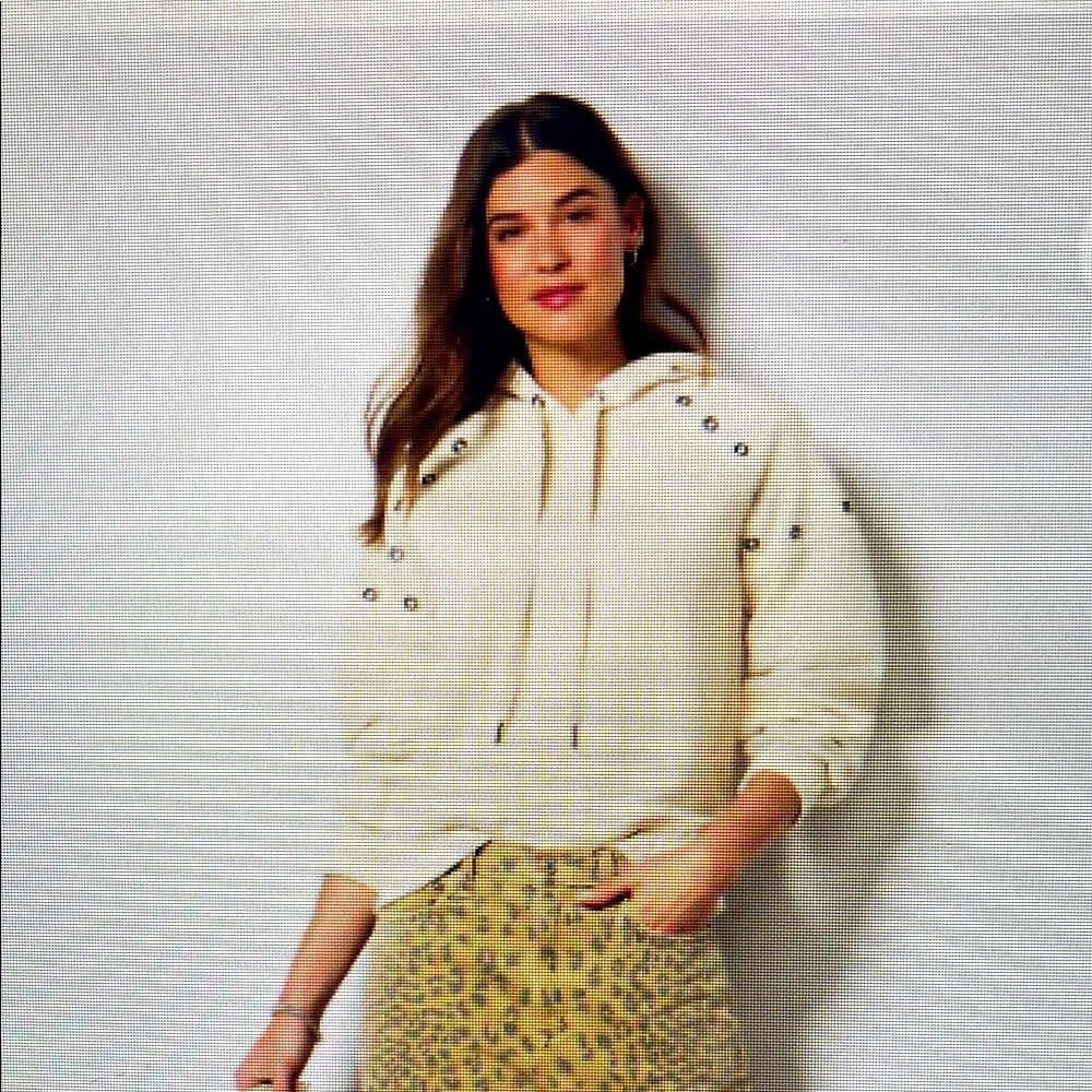 Evereve Sierra Vest with grommet details